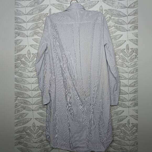 Babaton Shirt Dress Blue Pinstripes Button Neckline Minimalist Old Money Preppy - Picture 9 of 9